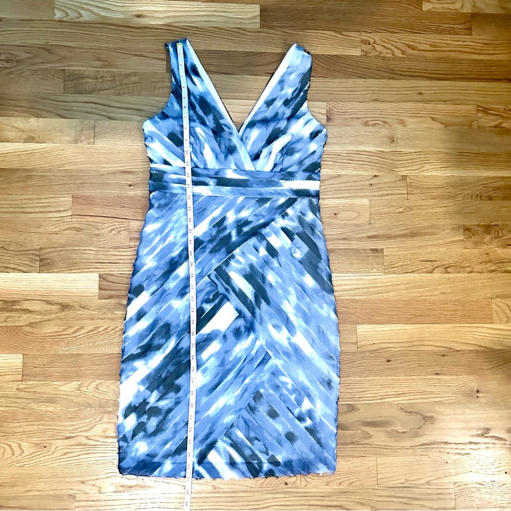 Ann Taylor Distressed Layered Texture Abstract Sheath Dress - Picture 9 of 11